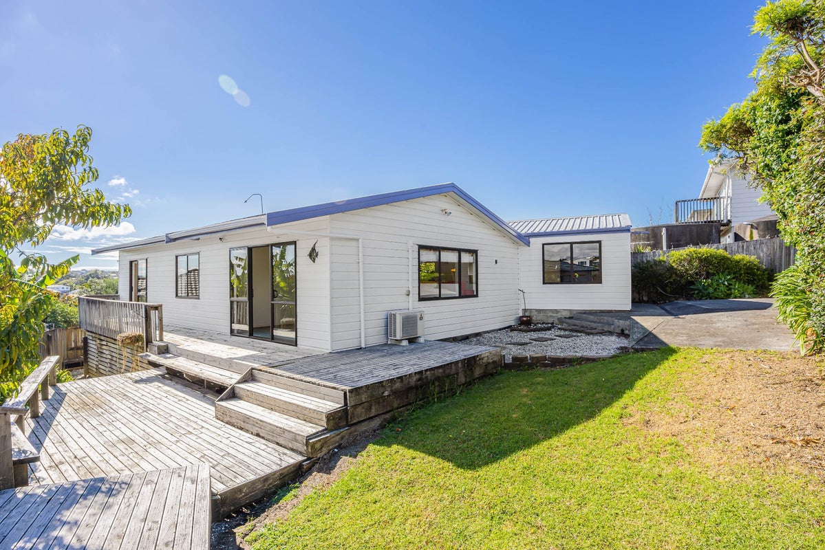 29A Rakino Avenue, Manly, Whangaparaoa - Carousel 1