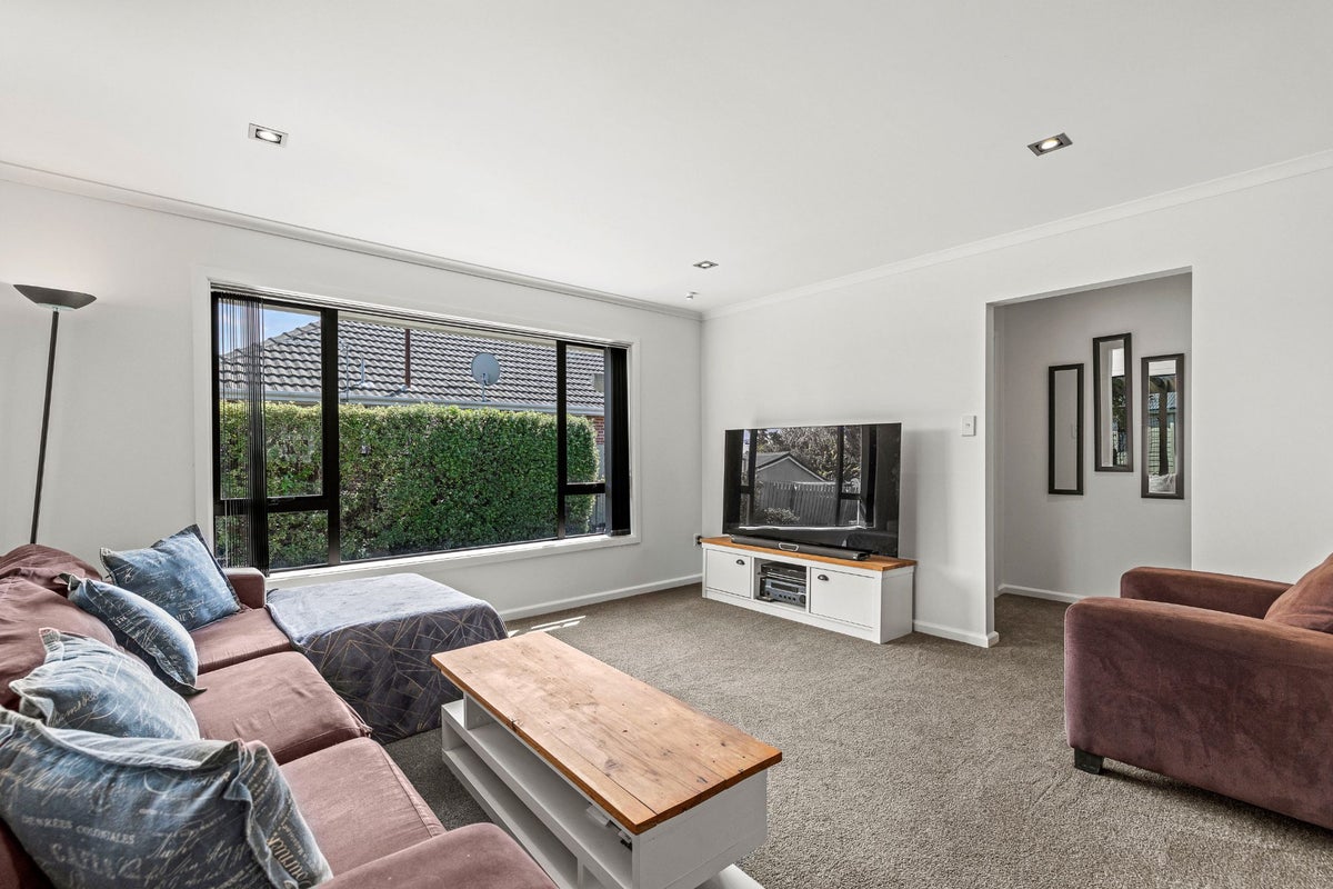 72 Breezes Road, Avondale, Christchurch - Carousel 31