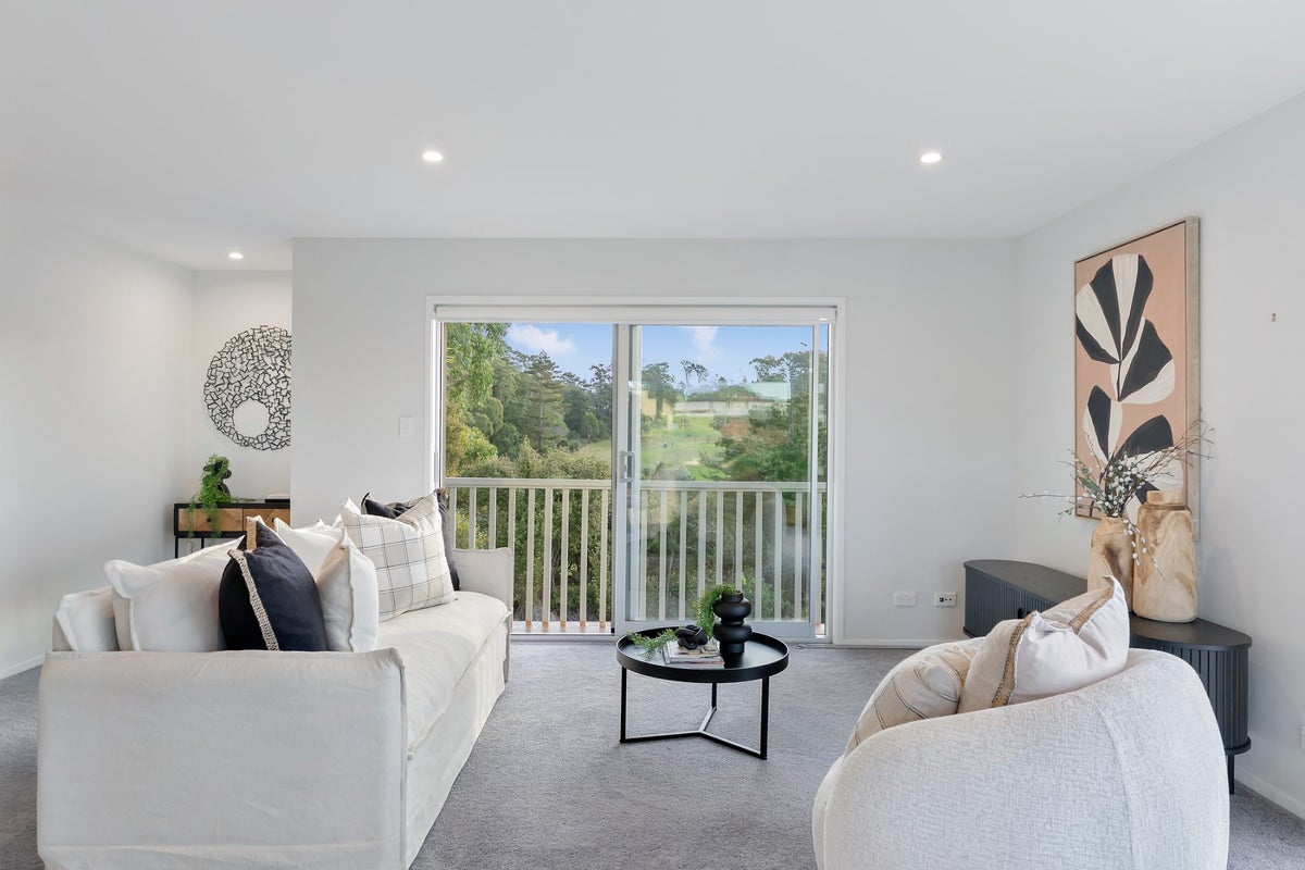 1/98 Park Rise, Campbells Bay, Auckland - Carousel 2