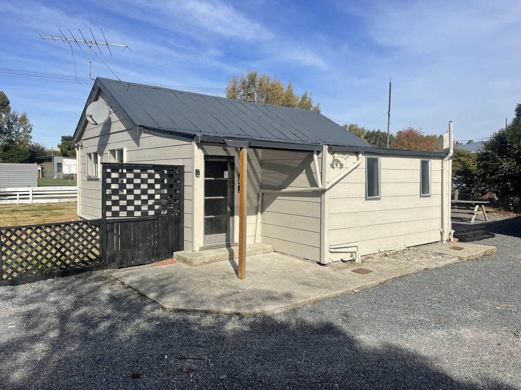 10 Johnson Street, Milton - Carousel 1