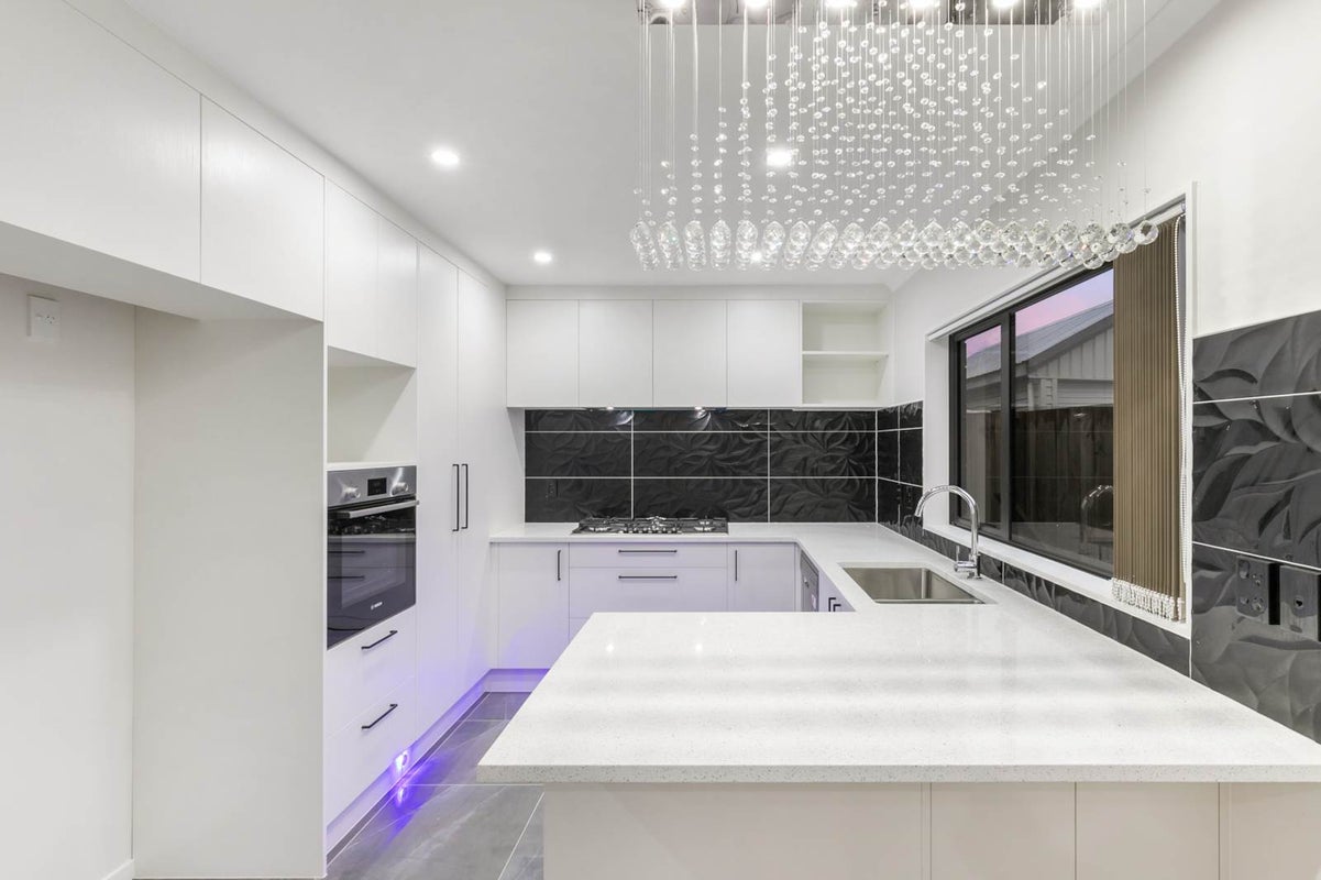 21B Omagh Avenue, Papatoetoe, Auckland - Carousel 2