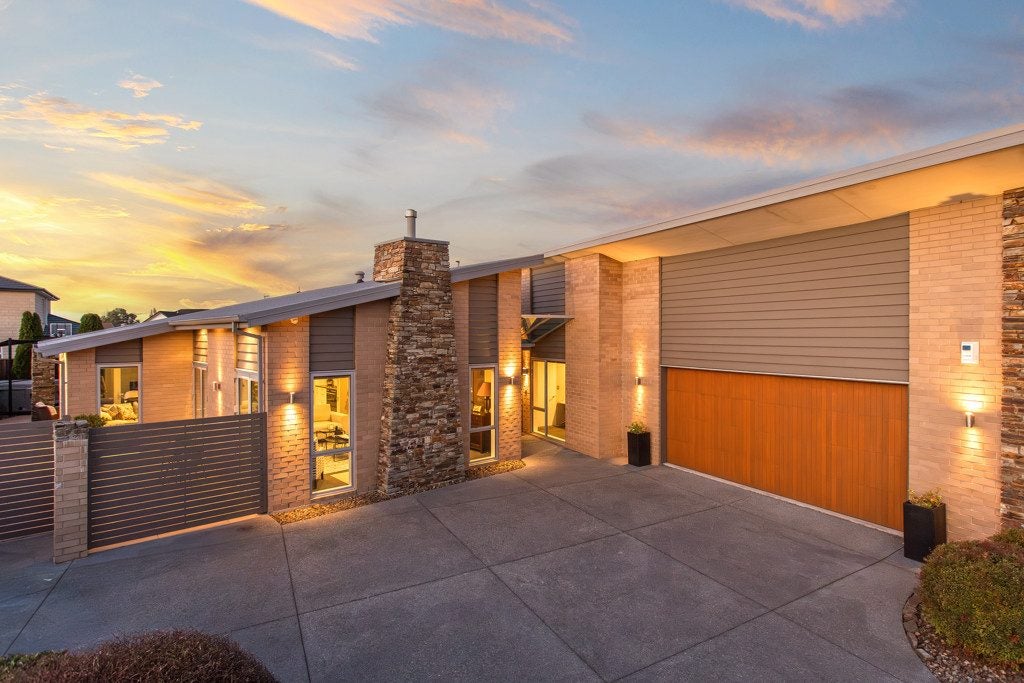 16 Glen Oaks Drive, Northwood, Christchurch - Carousel 20