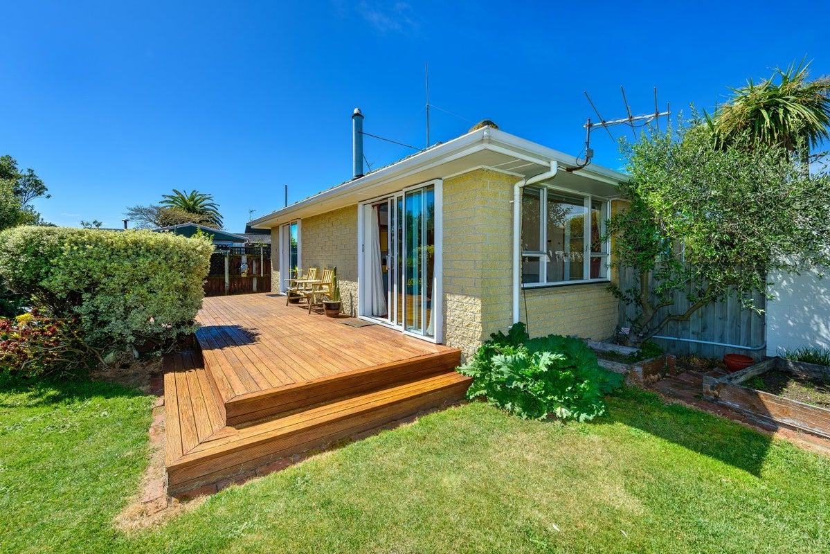 28 Sandra Street, South New Brighton, Christchurch - Carousel 2