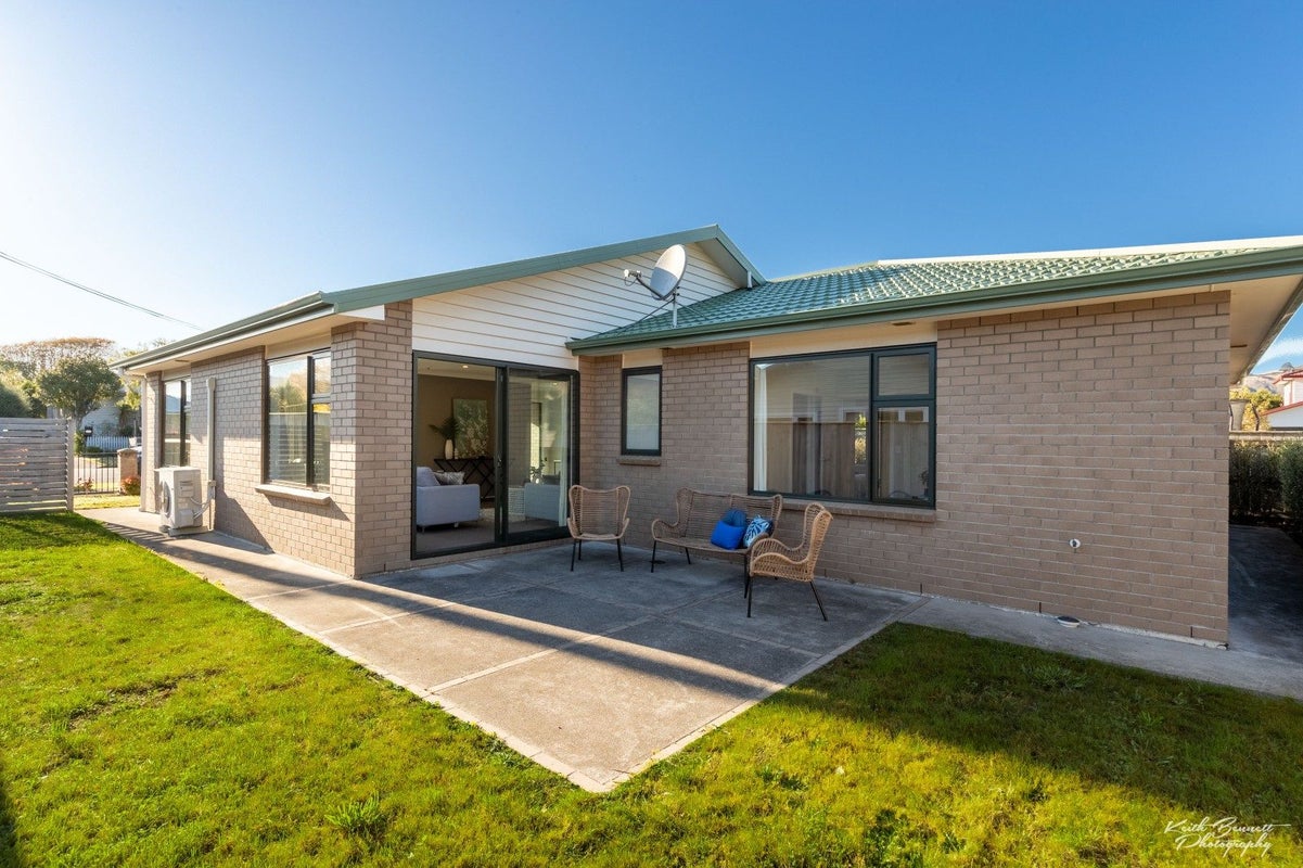 3 Stephen Street, Trentham, Upper Hutt - Carousel 2
