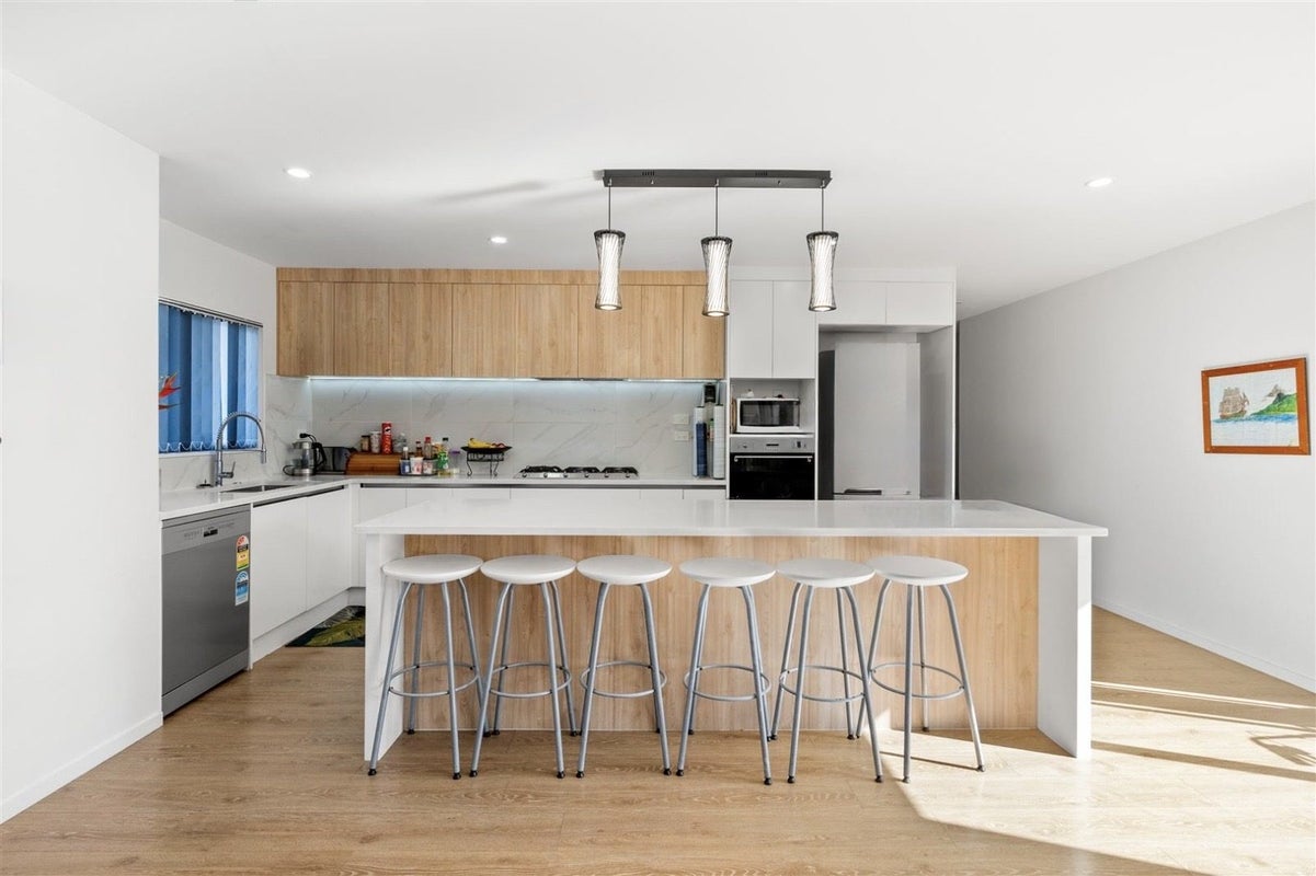 13 Hard Beech Street, Takanini, Papakura, Auckland - Carousel 2