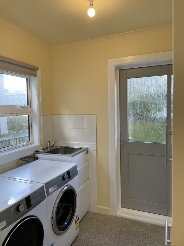 239 Coutts Street, Rongotai, Wellington - Carousel 9