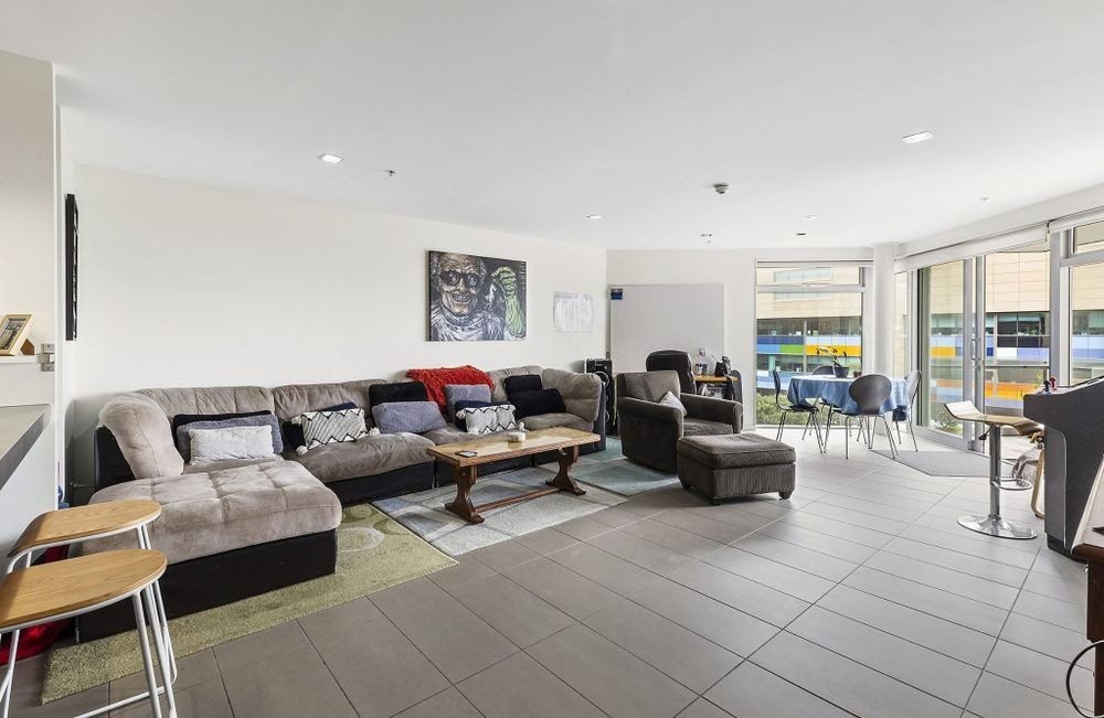 3B/82 Cable Street, Te Aro, Wellington - Carousel 2