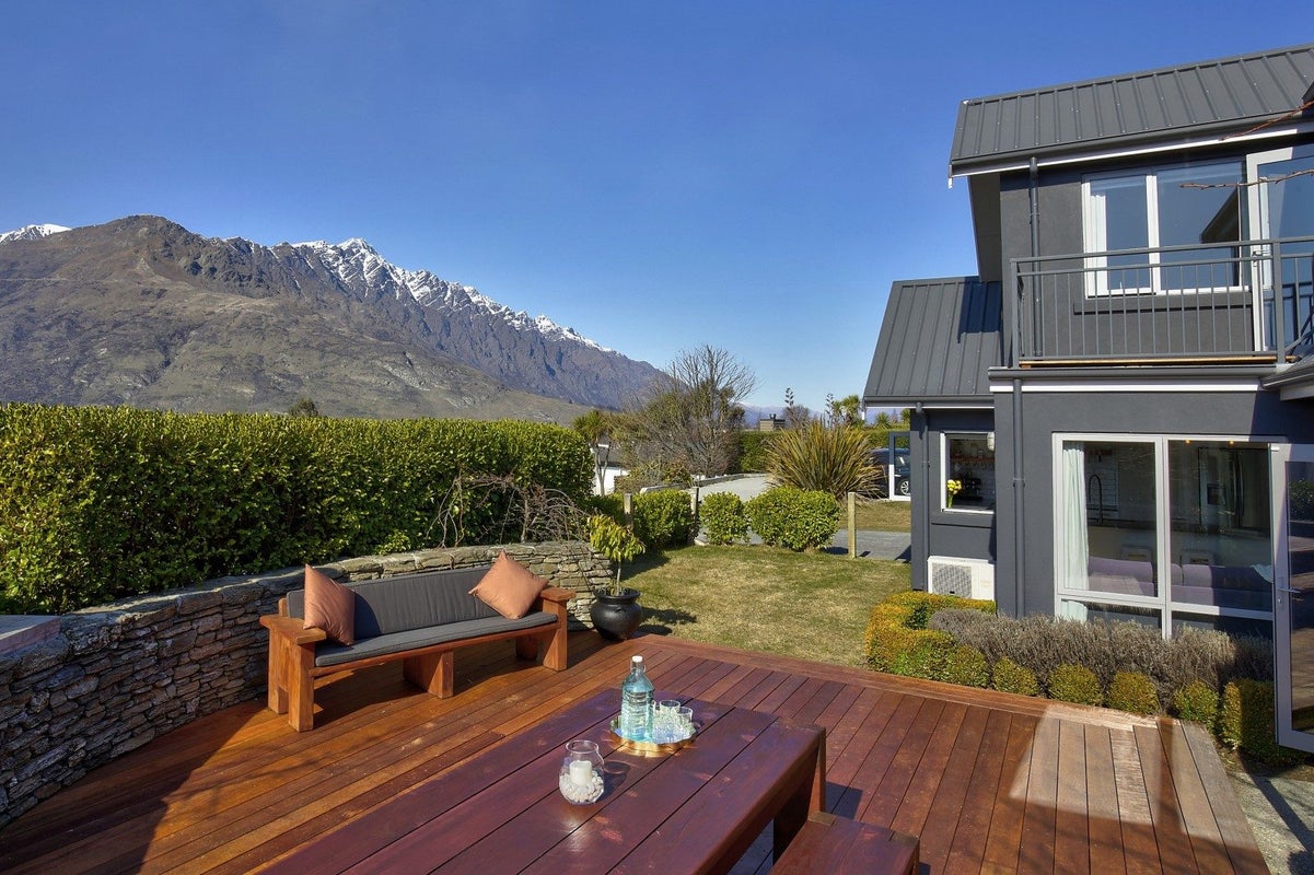 8 Abbottswood Lane, Lower Shotover, Queenstown - Carousel 2