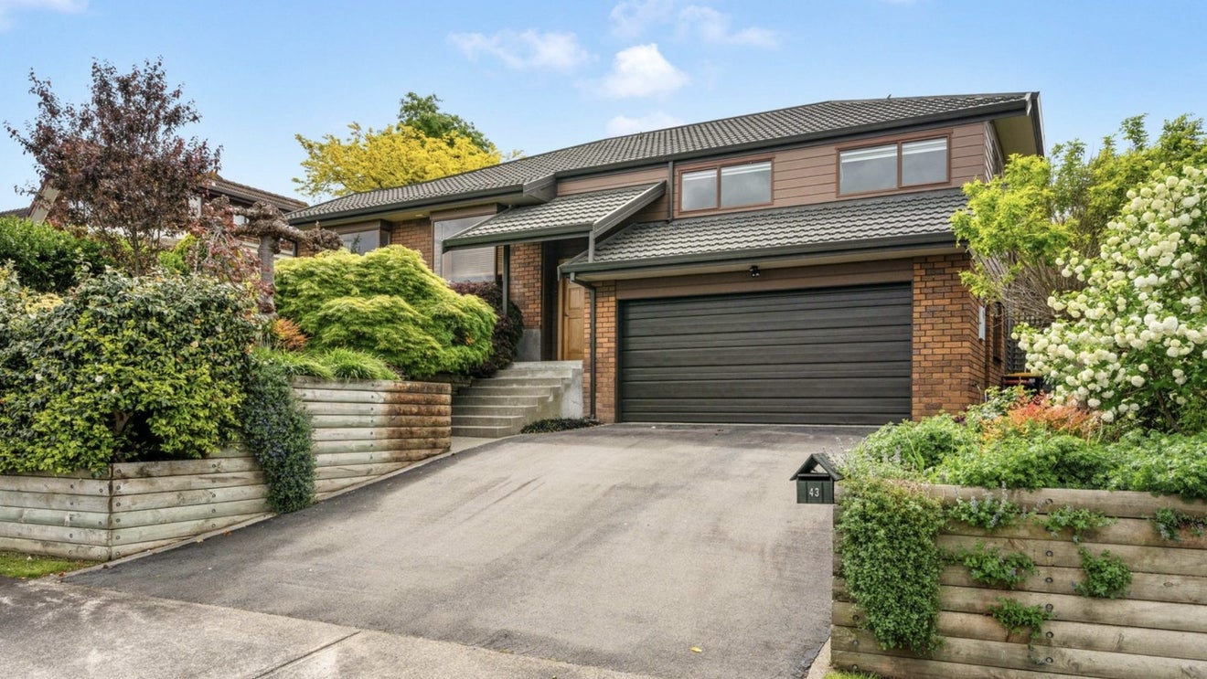 43 Tawa Street, Lansdowne, Masterton - Carousel 1