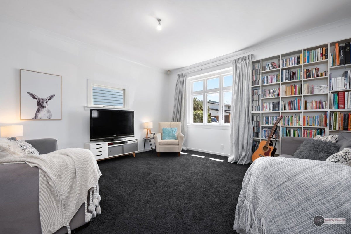 48 Brunswick Street, Hutt Central, Lower Hutt - Carousel 2