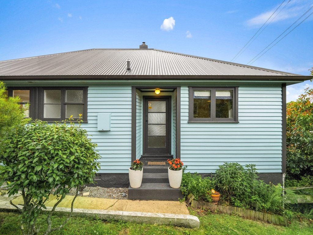 130 Corstorphine Road, Corstorphine, Dunedin - Carousel 1