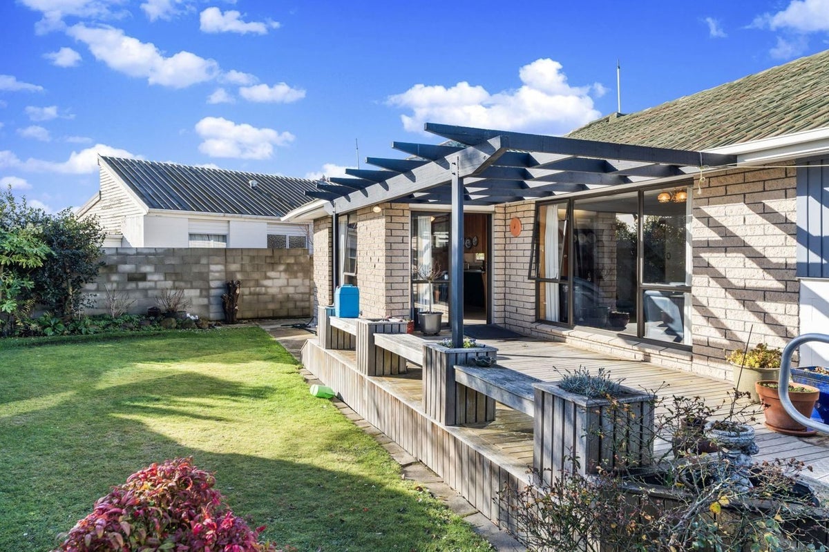 33A Larch Place, Casebrook, Christchurch - Carousel 14