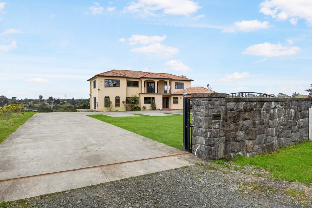70 Spur Road, Stillwater, Silverdale - Carousel 1