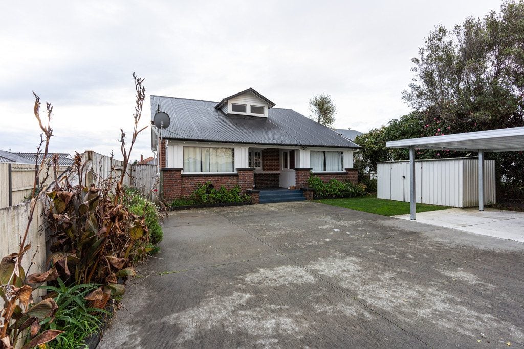 53 Limbrick Street, Terrace End, Palmerston North - Carousel 1
