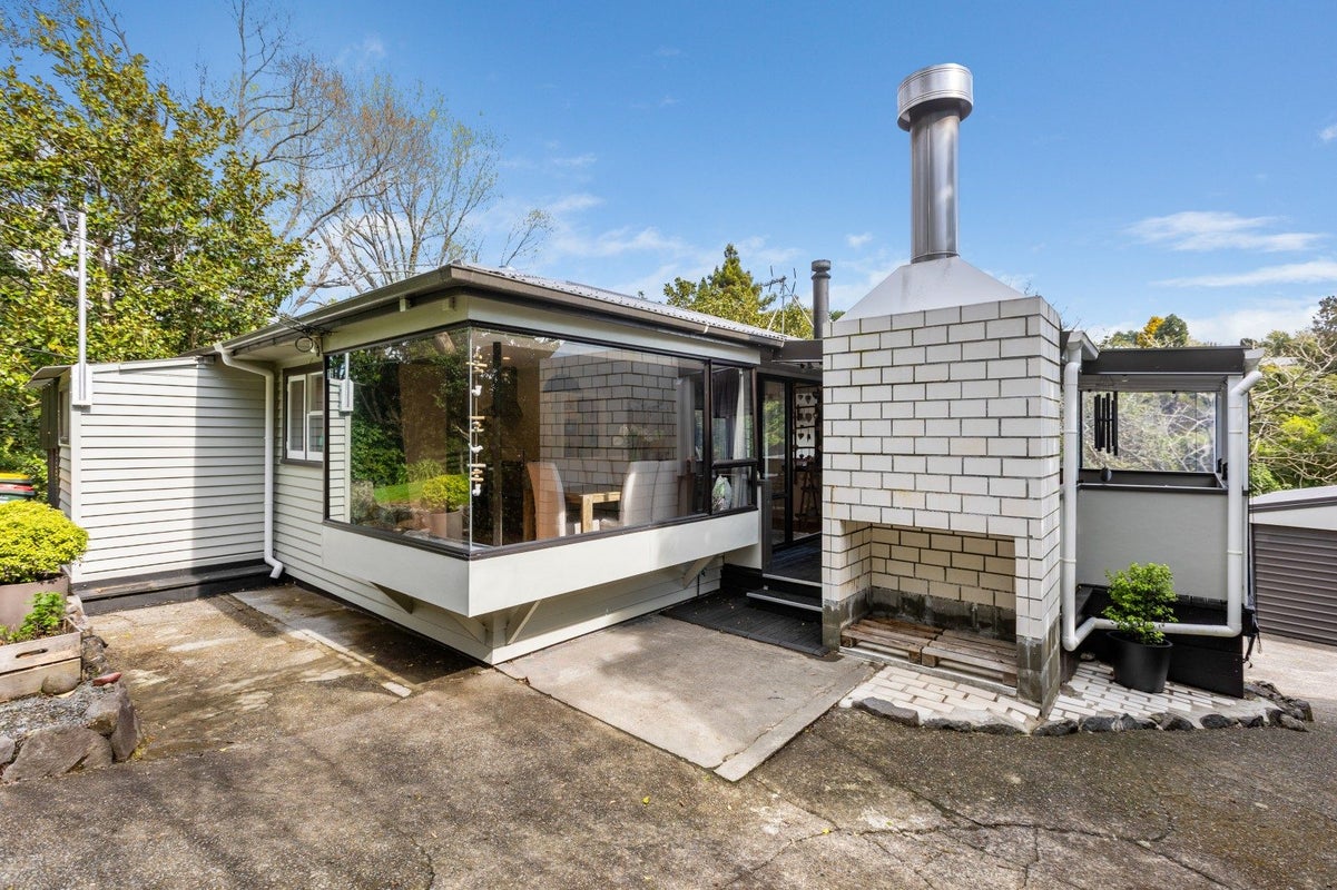7E Tasman Street, Vogeltown, New Plymouth - Carousel 2