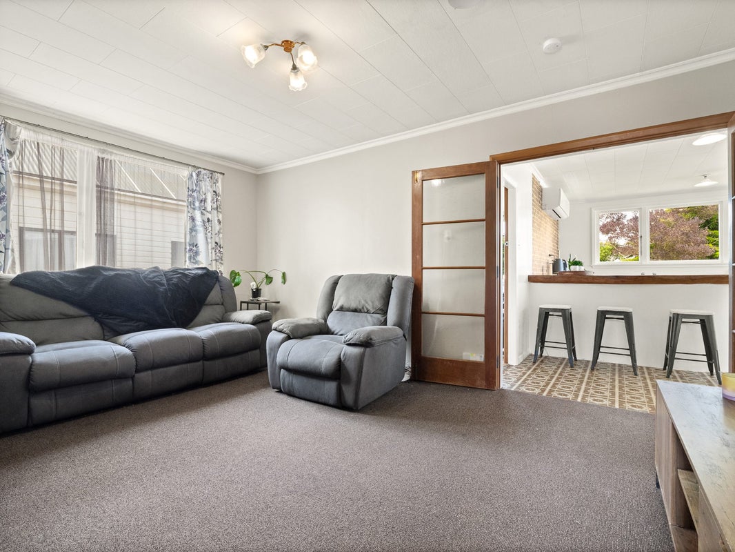 8 Constant Street, Sawyers Bay, Port Chalmers - Carousel 2