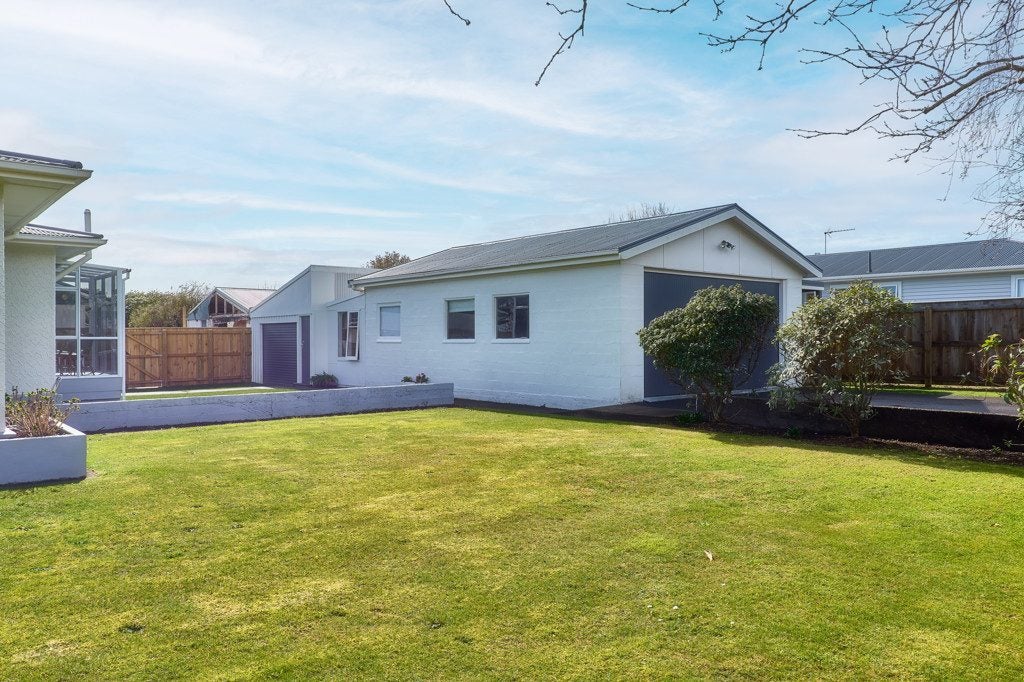 223 Huatoki Street, Upper Vogeltown, New Plymouth - Carousel 2