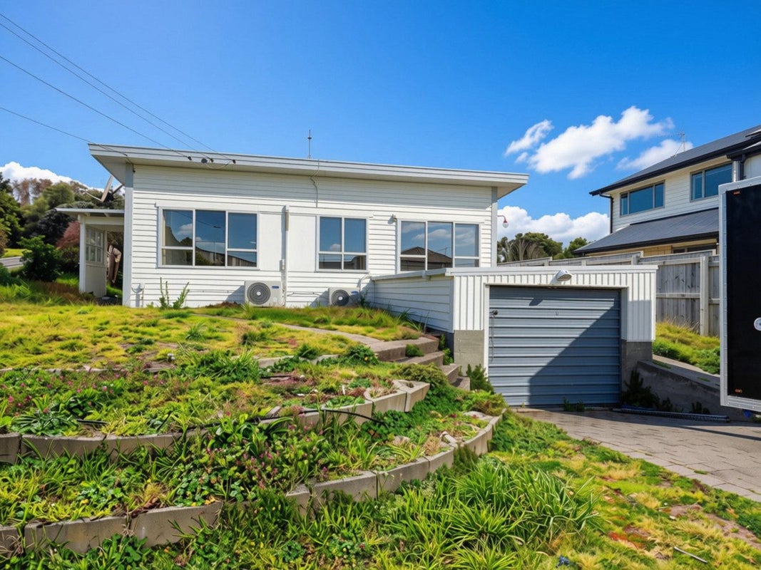 222 Rosetta Road, Raumati South, Kapiti Coast, Wellington - Carousel 2