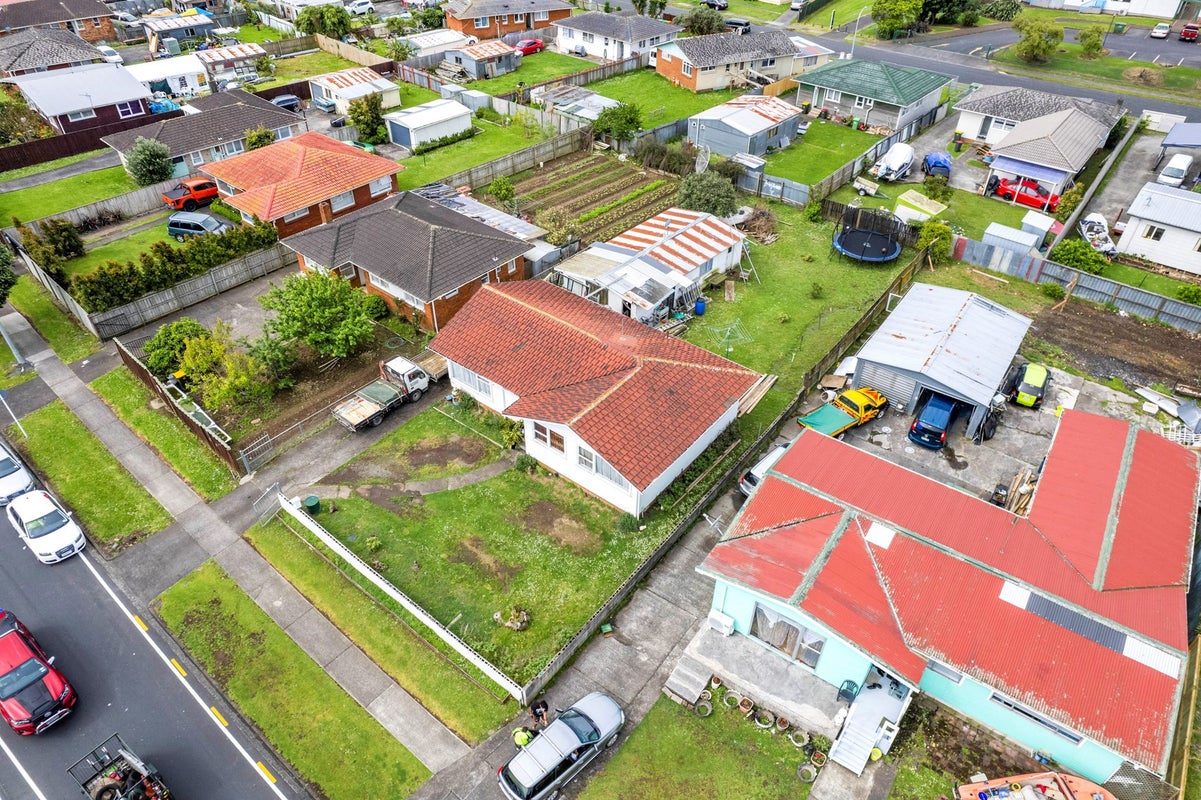 72 Bader Drive, Mangere, Auckland - Carousel 2