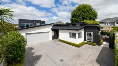 32A Hardie Street, Hokowhitu, Palmerston North - Carousel 1