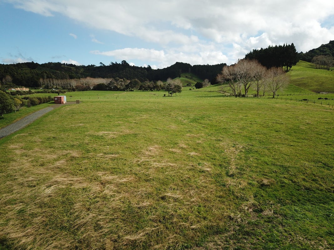 95 Omaha Valley Road, Warkworth - Carousel 11