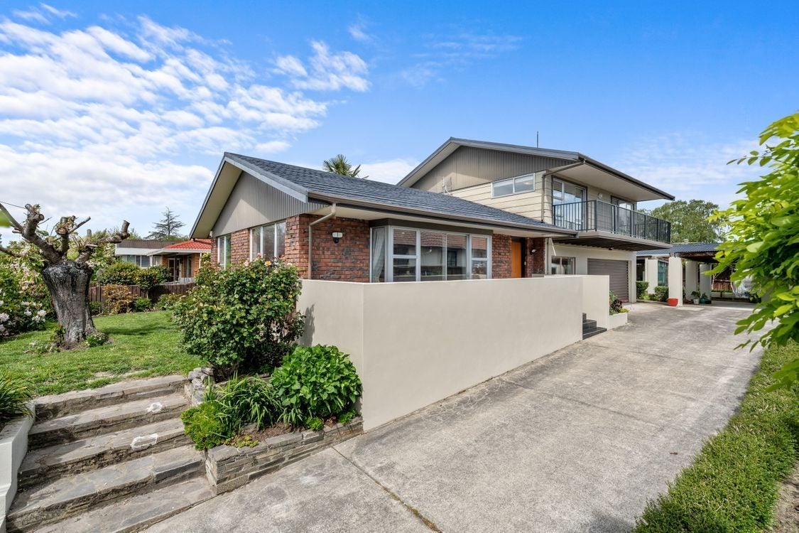207 Maidstone Road, Avonhead, Christchurch - Carousel 1