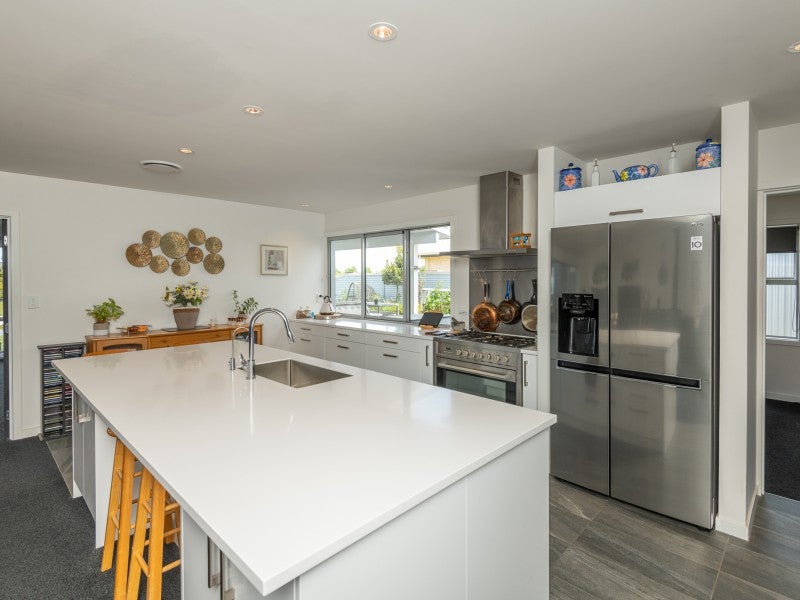 11 Trent Place, Huntingdon, Ashburton - Carousel 2