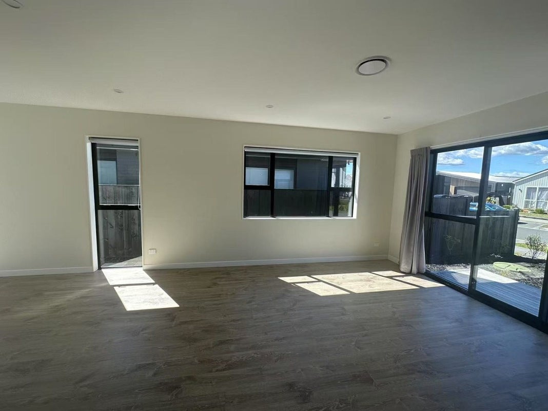 17 Babina Avenue, Kumeu - Carousel 2