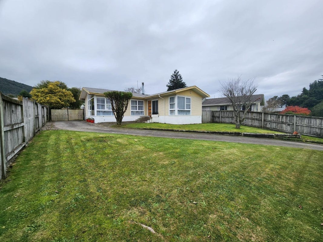 19 Roger Street, Pukehangi, Rotorua - Carousel 1