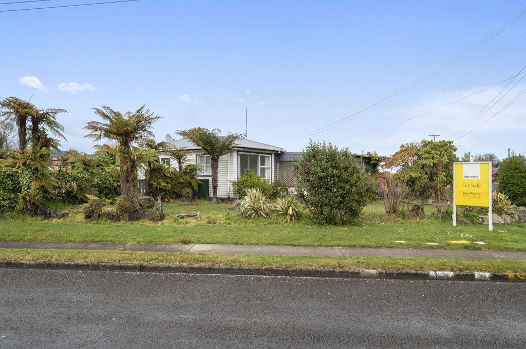 2 Holden Avenue, Holdens Bay, Rotorua - Carousel 19
