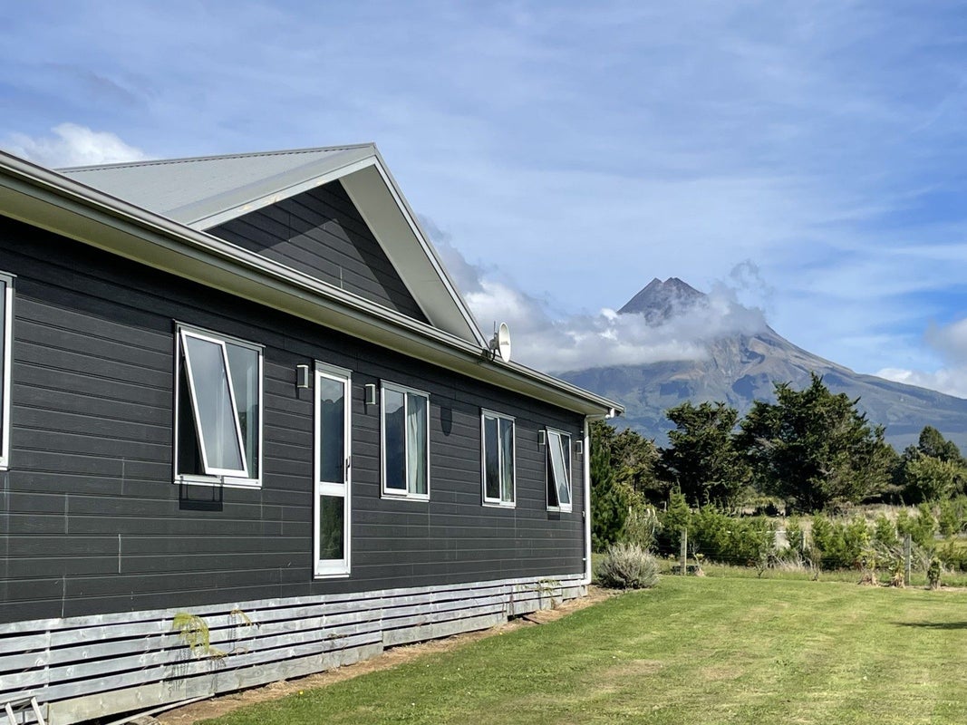 70 Peters Road, Kaimiro, Inglewood - Carousel 1