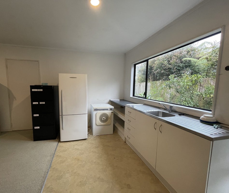 4/35 Kiteroa Terrace, Rothesay Bay, Auckland - Carousel 1
