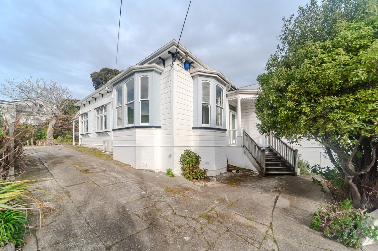 21 Nairn Street, Mount Cook, Wellington - Carousel 1