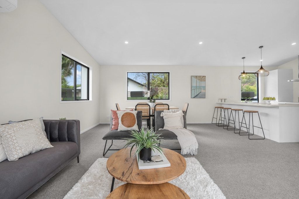 25A Douglas Street, Mount Cook, Wellington - Carousel 2