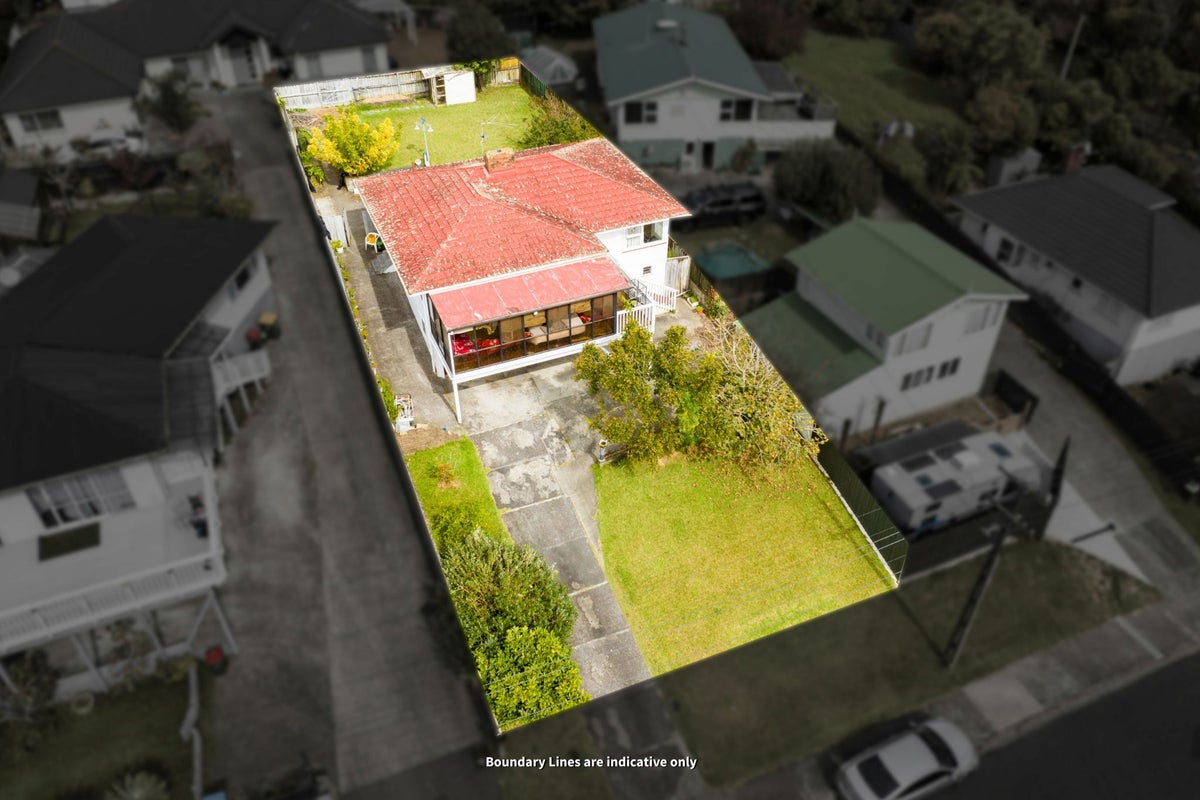 47 Shoreham Street, Avondale, Auckland - Carousel 1