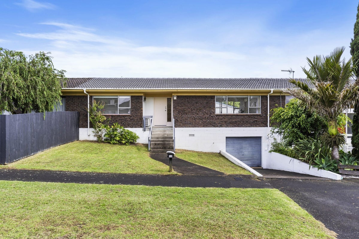 2/19 Middlesex Road, Waterview, Auckland - Carousel 1