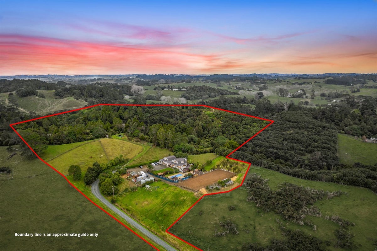 1485 Weranui Road, Silverdale - Carousel 2