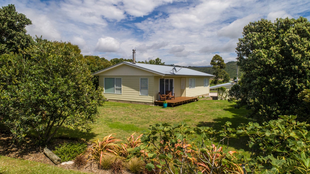 70 Bishop Road, Parapara, Collingwood - Carousel 1