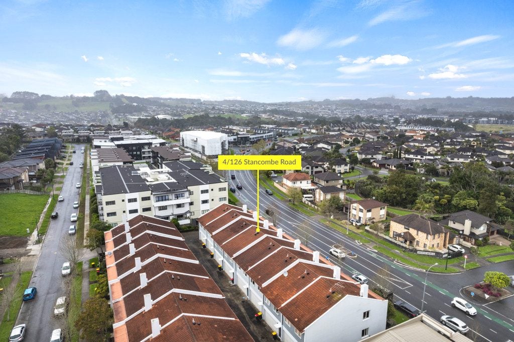 4/126 Stancombe Road, Flat Bush, Auckland - Carousel 23