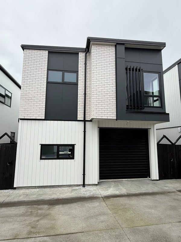 40B Glenmore Road, Sunnyhills, Auckland - Carousel 2