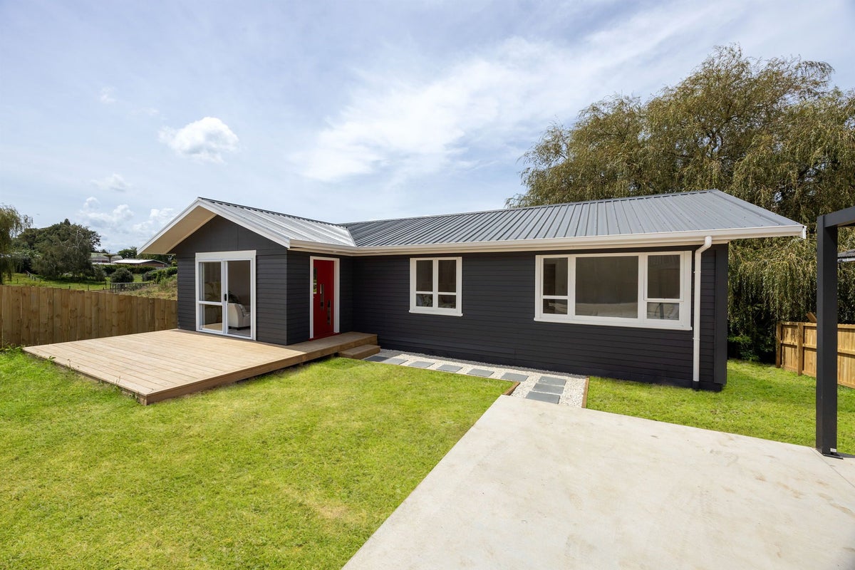 24B Sheehan Street, Kihikihi, Te Awamutu - Carousel 1