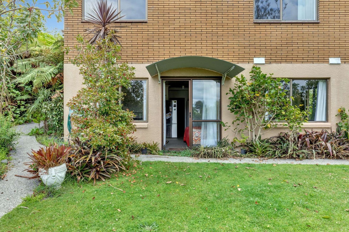82 Greerton Road, Gate Pa, Tauranga - Carousel 2