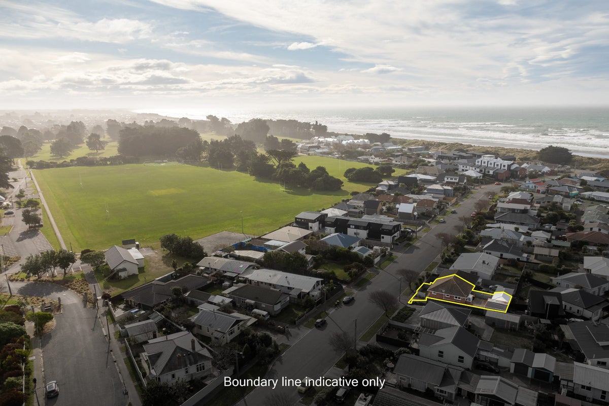 57 Lonsdale Street, New Brighton, Christchurch - Carousel 2