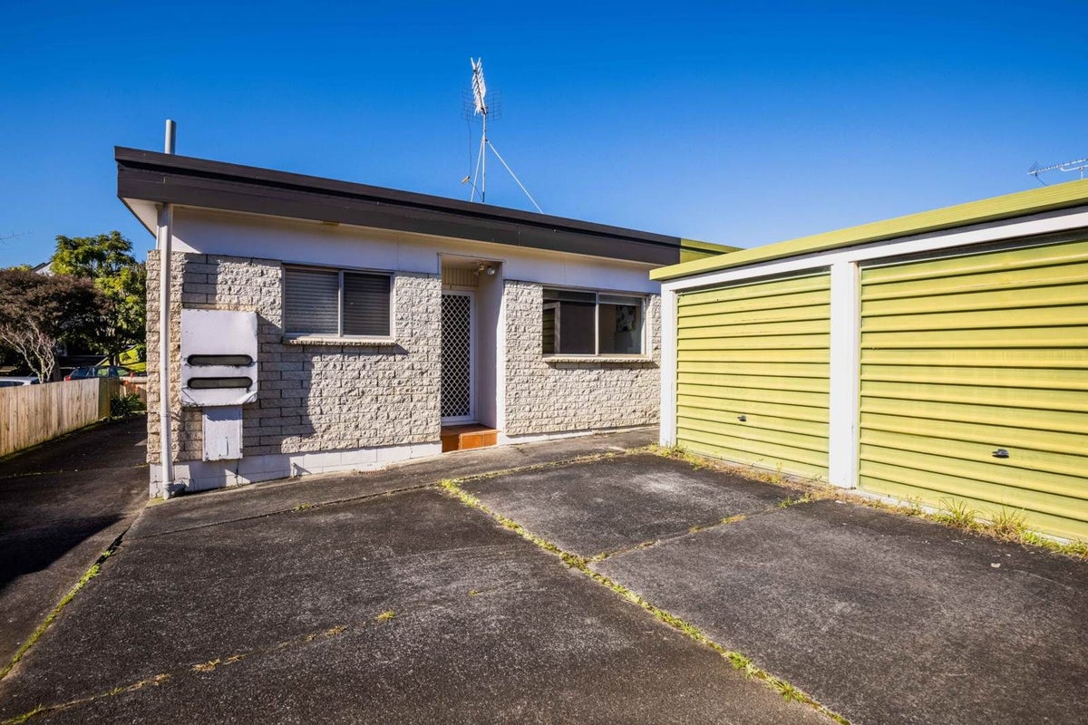 1/21 Houghton Street, Meadowbank, Auckland - Carousel 1