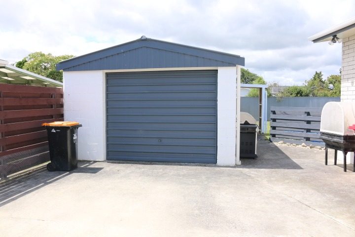 36 Herbert Avenue, Cloverlea, Palmerston North - Carousel 19