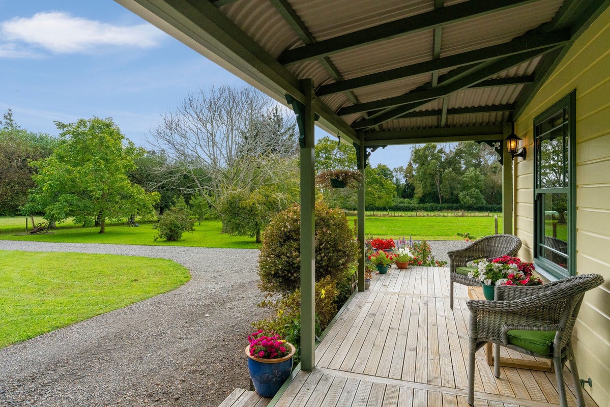 347 Muhunoa Road, MUHUNOA EAST, LEVIN - Carousel 1
