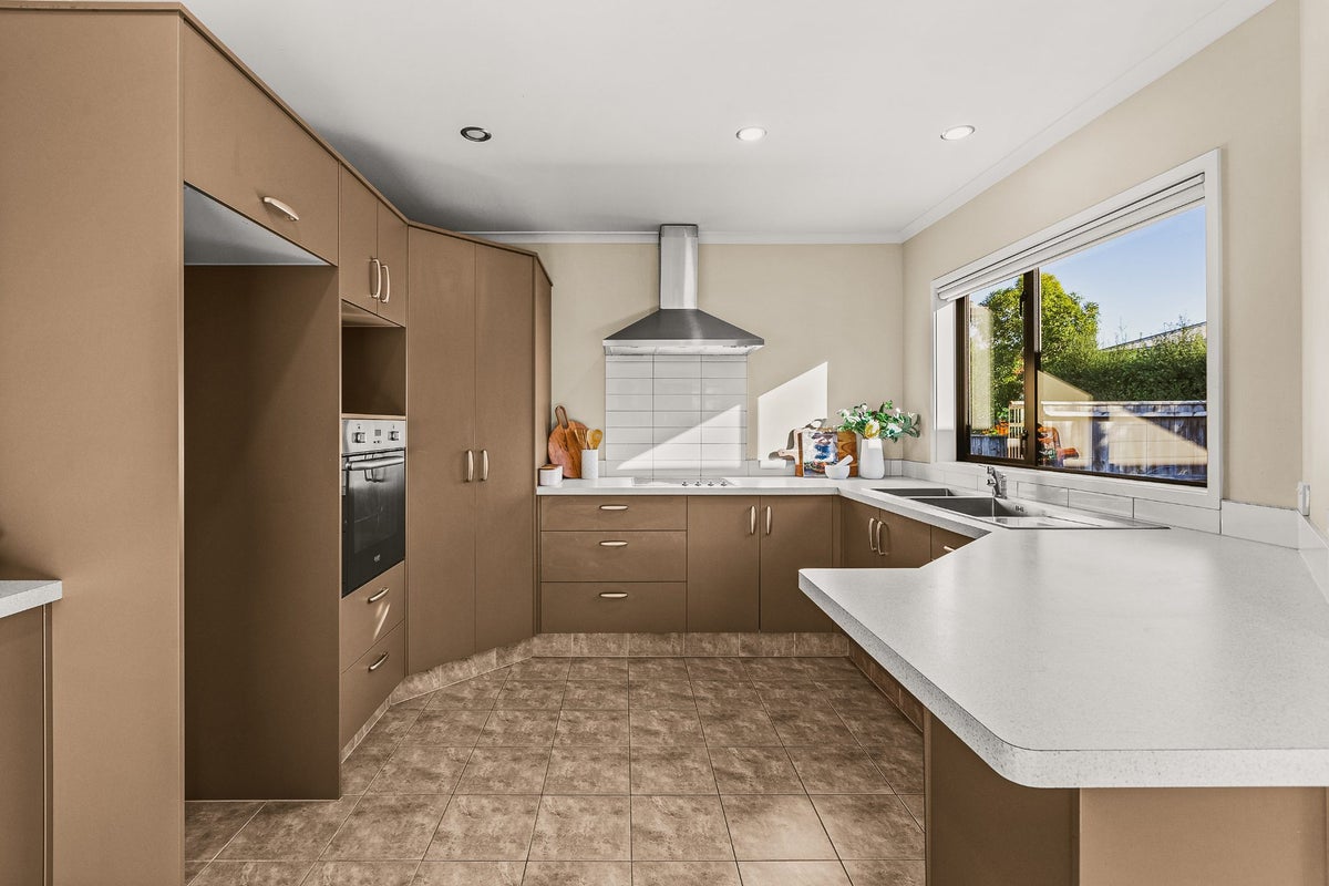 23A White Street, Taradale, Napier - Carousel 1