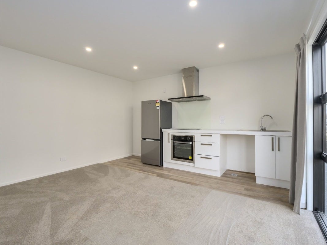 13 Leicester Street, Jacks Point, Queenstown - Carousel 1