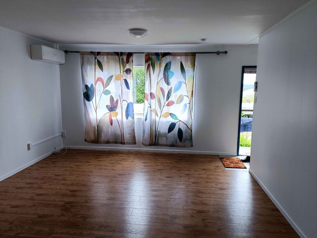 2/78 West Coast Road, Glen Eden, Auckland - Carousel 1