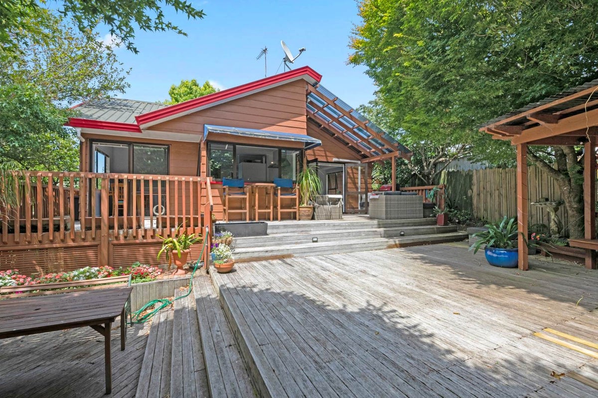 11 Ian Sage Avenue, Torbay, Auckland - Carousel 27